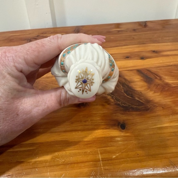 Vintage 1990s Lenox China Jewels Collection Nativity Balthazar Figurine - Picture 5 of 7